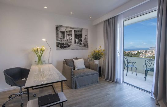 Hilton Sorrento Palace