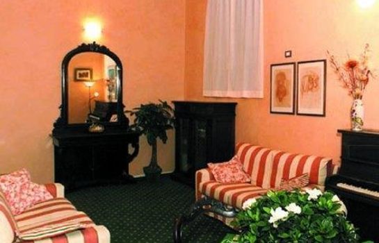 Arizona Hotel