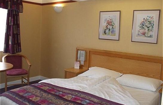 Hallmark Inn Derby