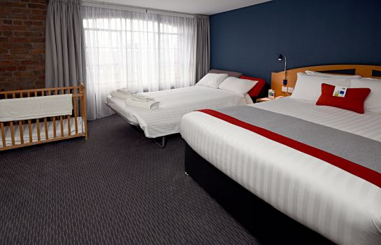 Holiday Inn Express LIVERPOOL - ROYAL ALBERT DOCK