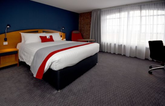 Holiday Inn Express LIVERPOOL - ROYAL ALBERT DOCK