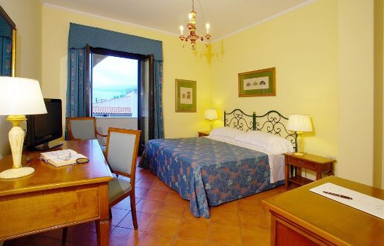 Hotel Sirius