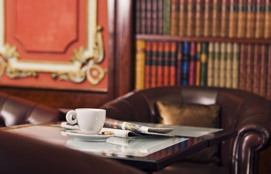 RADISSON BLU CARLTON BTS