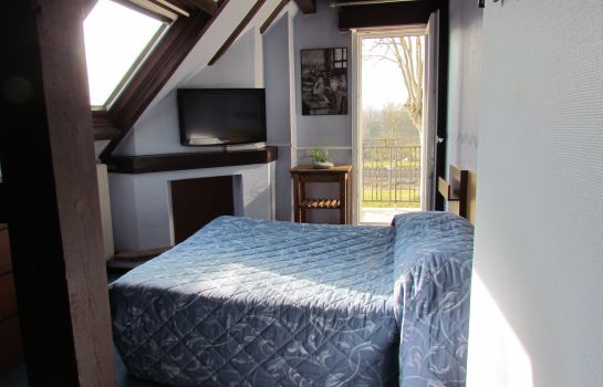 Le Domino Contact Hotel