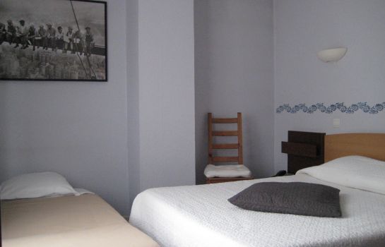 Le Domino Contact Hotel