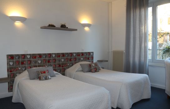 Le Domino Contact Hotel