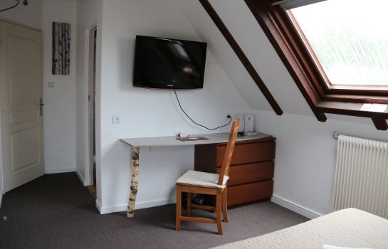 Le Domino Contact Hotel