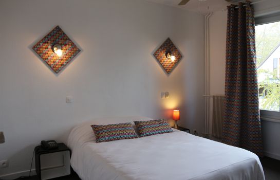 Le Domino Contact Hotel