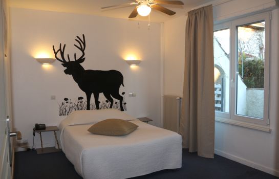 Le Domino Contact Hotel
