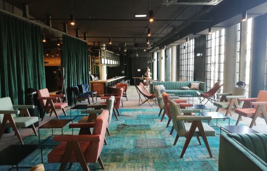 International Business Hotel