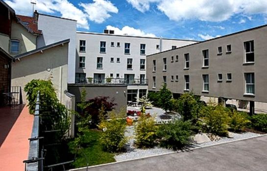 Hotels Und Ubernachtungen Am Jardin Botanique De Besancon Garten