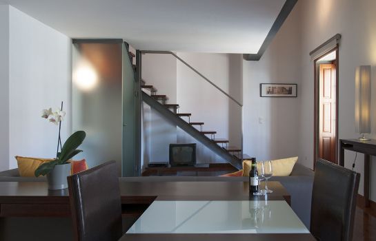 Casa Melo Alvim