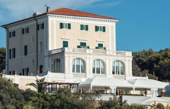 Grand Hotel Villa Parisi