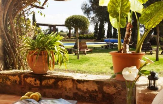 La Reserva Rotana Private Golf & Wine Resort