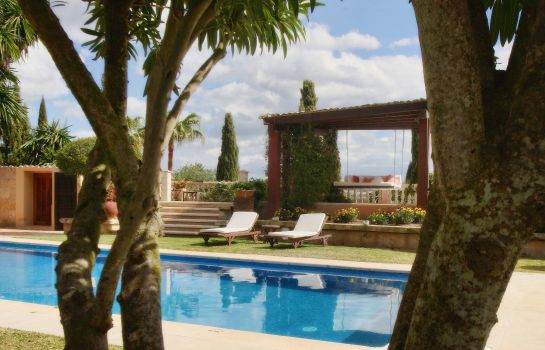 La Reserva Rotana Private Golf & Wine Resort