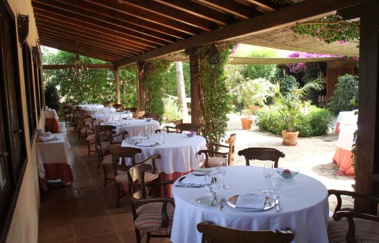 La Reserva Rotana Private Golf & Wine Resort