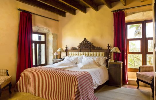 La Reserva Rotana Private Golf & Wine Resort