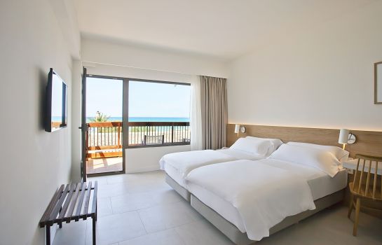 Aya Hotel