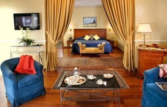 Fleming Grand Hotel