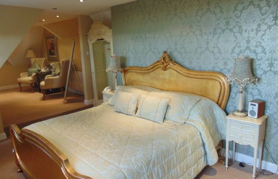 Nuthurst Grange Country House