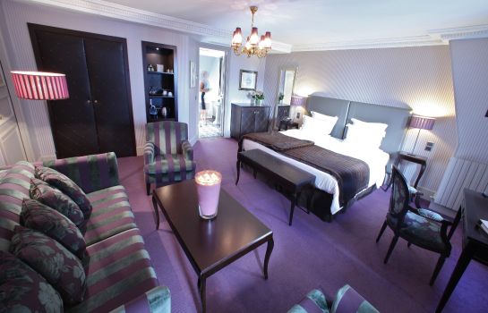 Champs Elysees Plaza Hotel