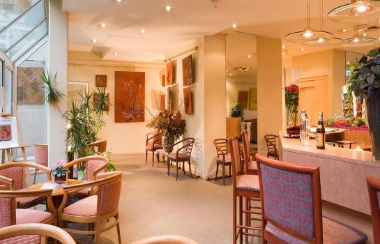 Hotel Abrial Batignolles Paris 17
