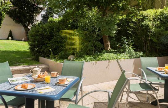 Hotel Abrial Batignolles Paris 17