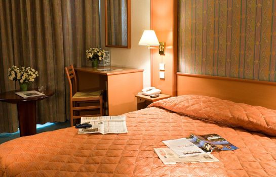Hotel Abrial Batignolles Paris 17