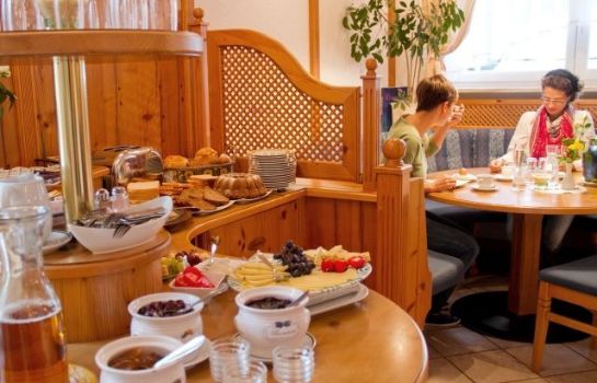 KNOLL am Attersee Pension Hotel, Urlaubs und Ferientipps KNOLL am Attersee Pension