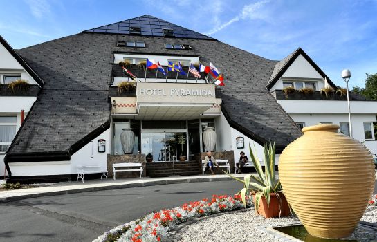 Pyramida 1 Kurhotel