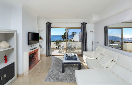 Coral Beach Aparthotel