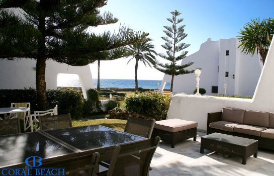 Coral Beach Aparthotel