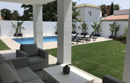 Coral Beach Aparthotel
