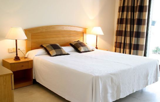 Coral Beach Aparthotel