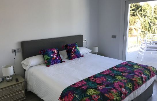Coral Beach Aparthotel