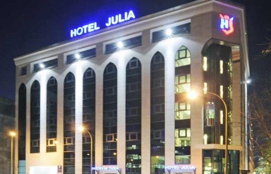 Julia Hotel