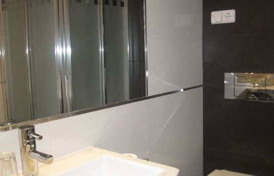 Hostal Atocha Almudena Martin