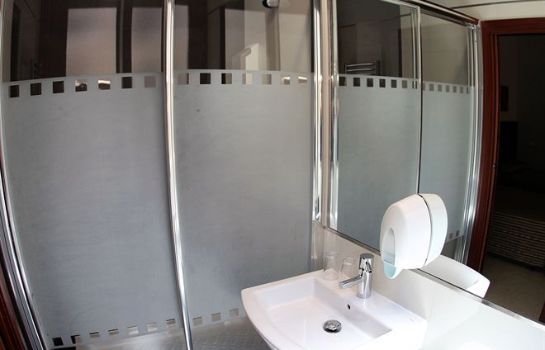 Hostal Atocha Almudena Martin