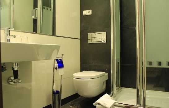 Hostal Atocha Almudena Martin