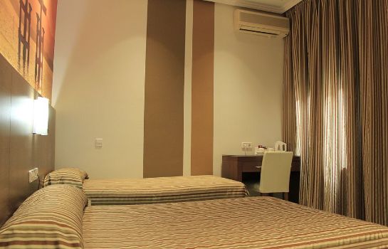 Hostal Atocha Almudena Martin