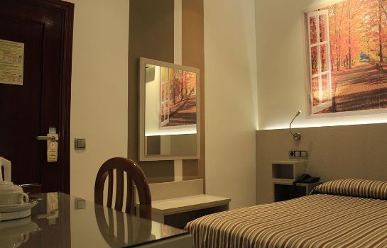 Hostal Atocha Almudena Martin