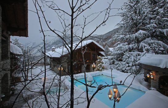 Relais Mont Blanc hotel and SP