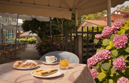 Dasamo Hotel