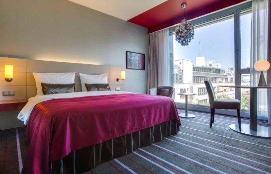 RADISSON BLU MEDIA HARBOUR DUS