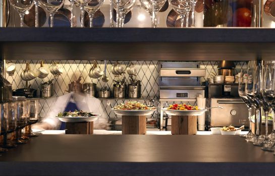 Renaissance Paris Vendome Hotel