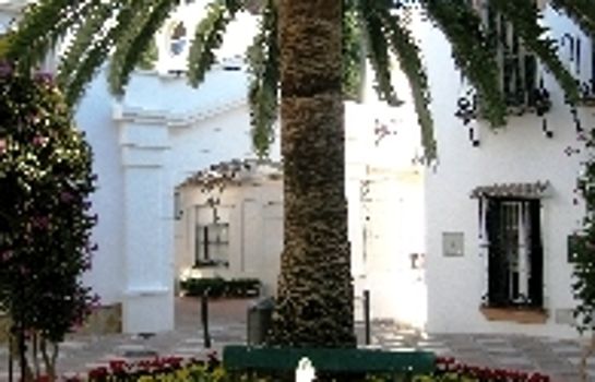 La Fonda Apartamentos