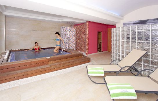 Aparthotel Ferrer Maristany