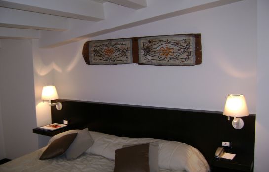 Ucciardhome Hotel