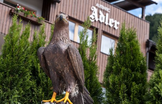 Autentic Adler