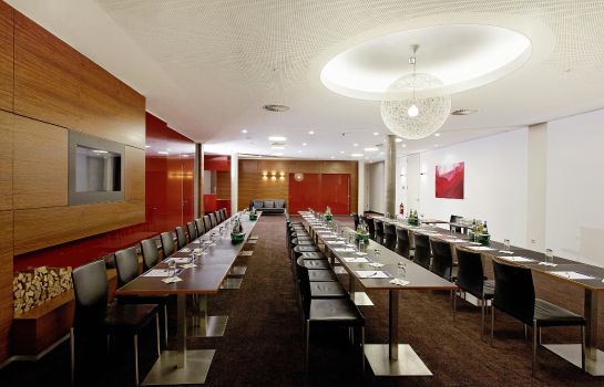 Hilton Garden Inn Stuttgart NeckarPark